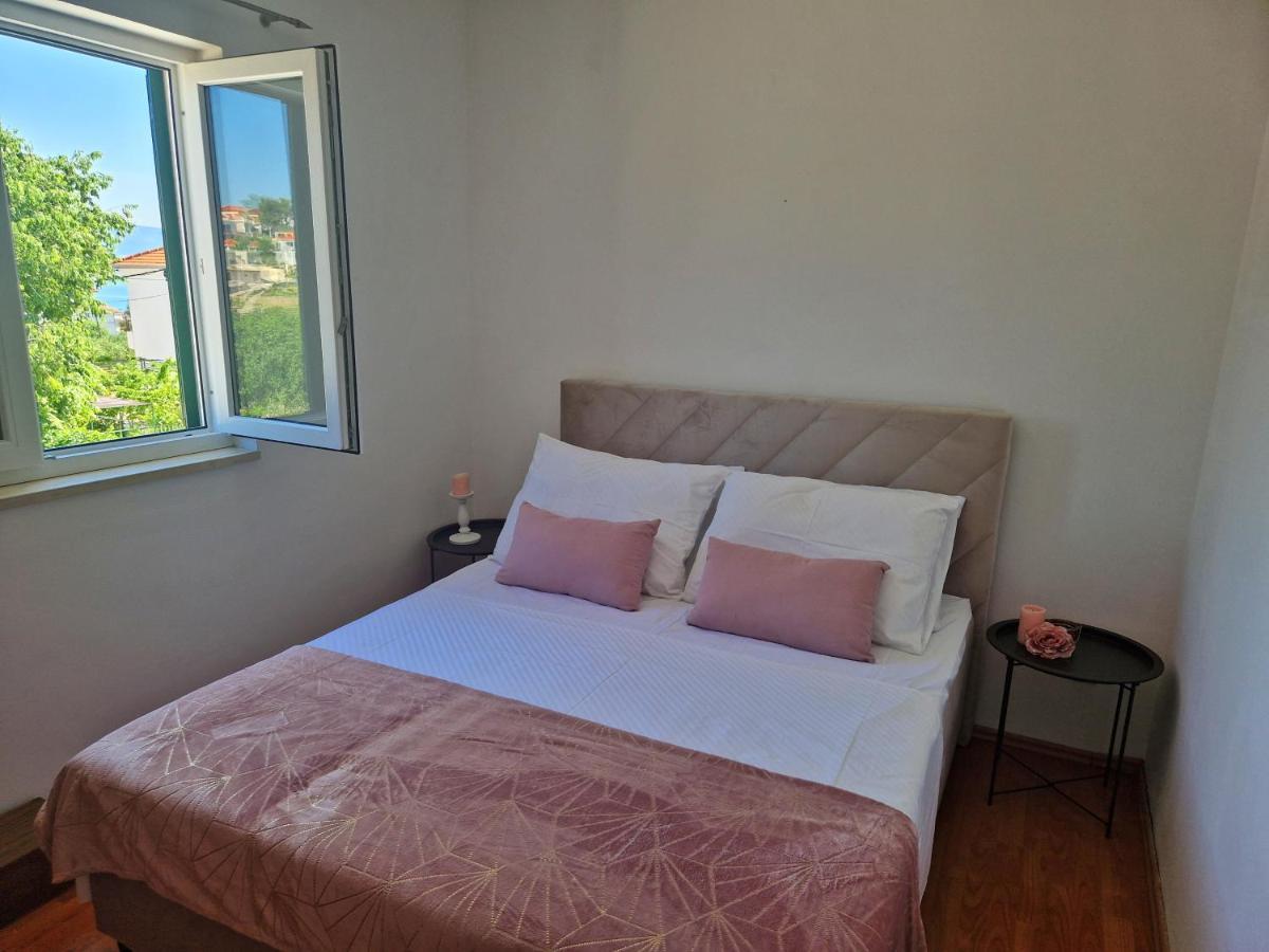Holiday Home Nino With Amazing Swimming Pool Слатине Экстерьер фото