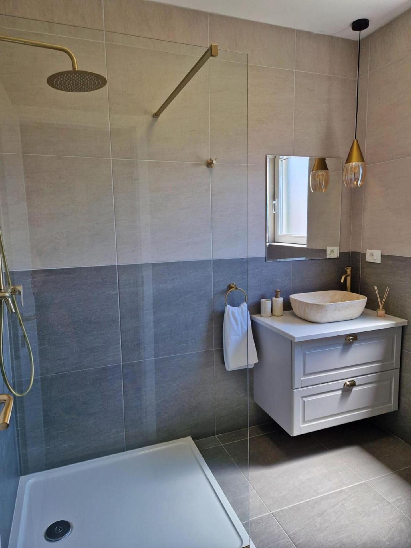 Holiday Home Nino With Amazing Swimming Pool Слатине Экстерьер фото